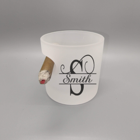 Minimalist Swirl Monogram 1